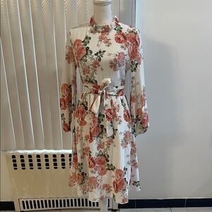 NWOT Floral Print Long Sleeve Dress SIZE S